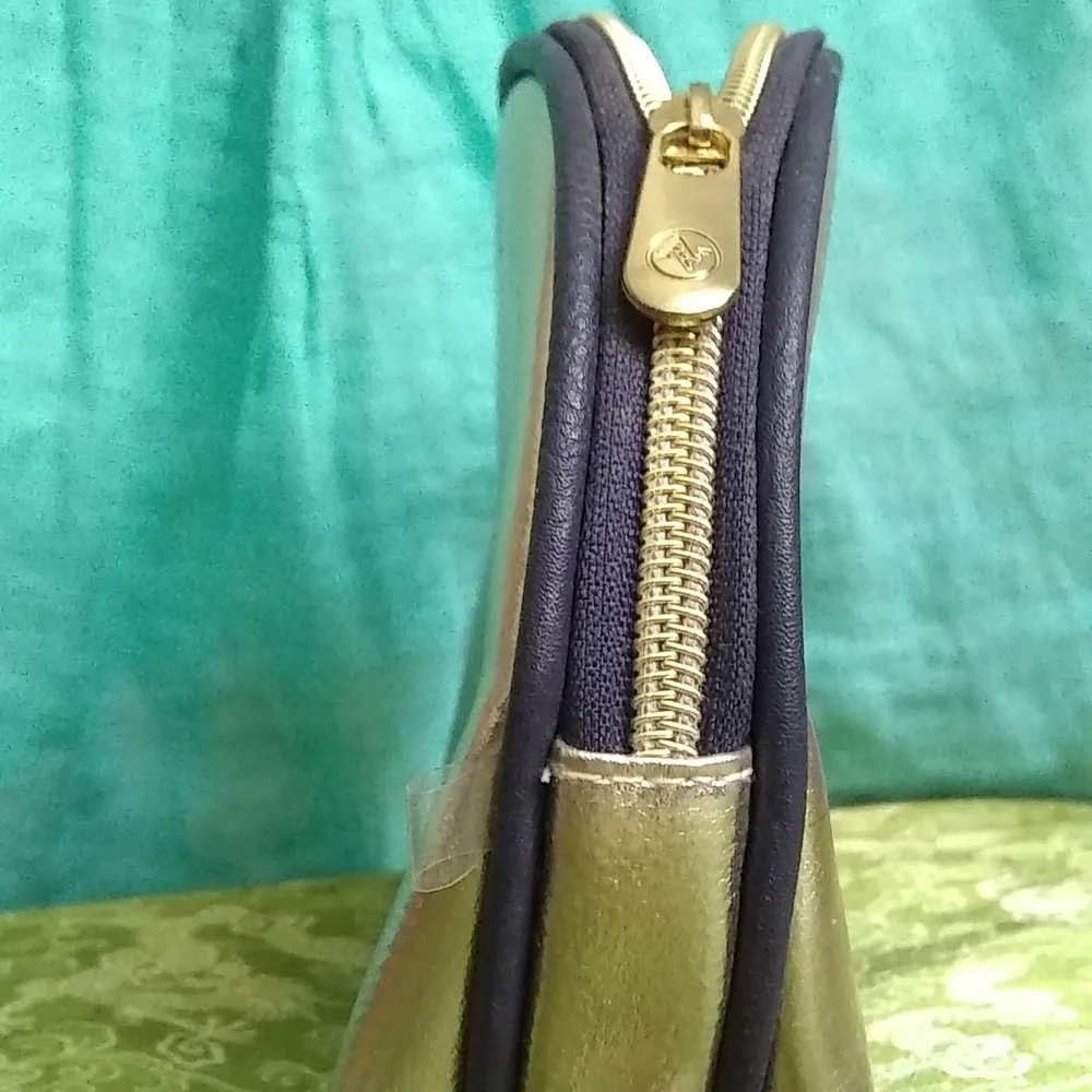 ADRIENNE VITTADINI small Travel BAG 8